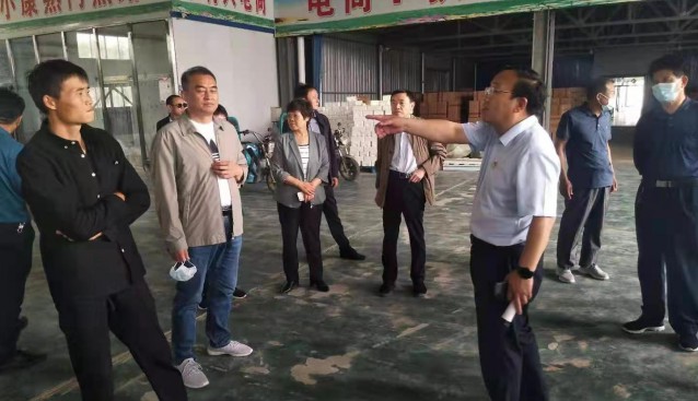 山東大學、濟寧市農(nóng)業(yè)農(nóng)村局等領導蒞臨河南省清豐縣考察食用菌產(chǎn)業(yè)發(fā)展情況
